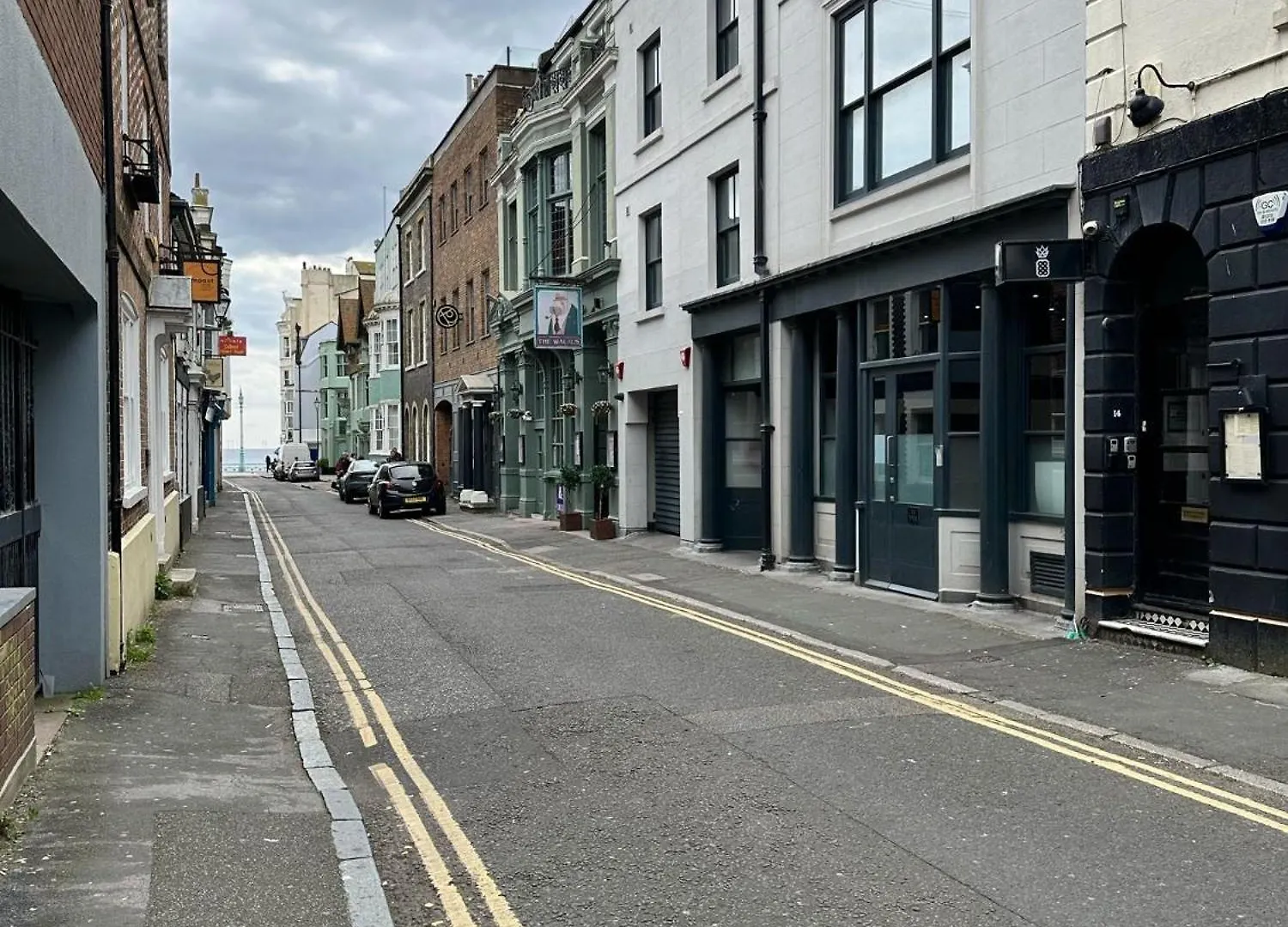 Cosy Studio Apartment Near Brighton Beach